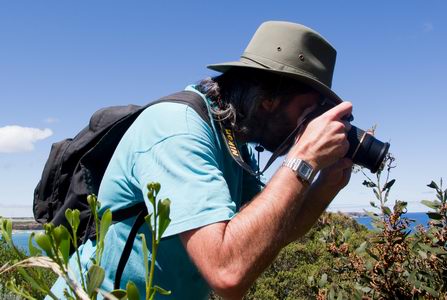 Warren Photographing